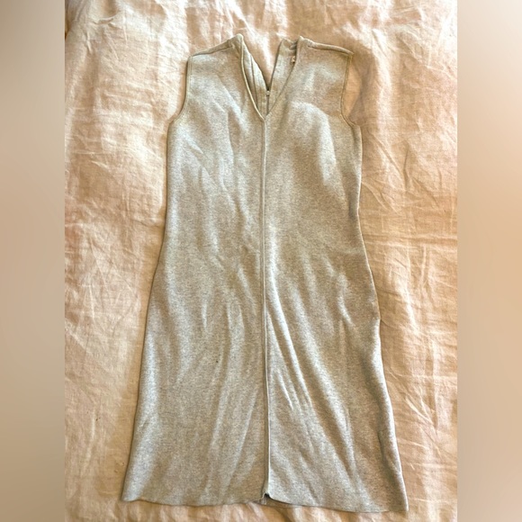 Calvin Klein Dresses & Skirts - Calvin grey knit v neck dress
